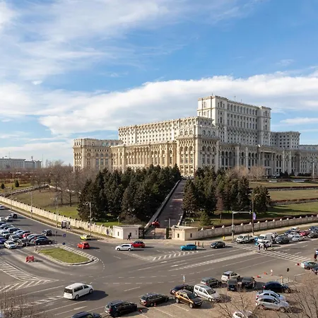 Daire Views Of Palace Of The Parliament 2br Jungle Theme *