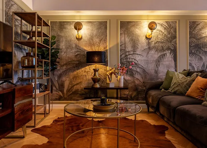 아파트 Views Of Palace Of The Parliament 2br Jungle Theme *